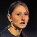 Trọng tài Sian Louise Massey