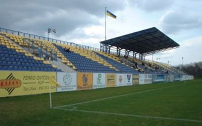 Sân vận động Várkerti – sân nhà của Lombard FC Pápa