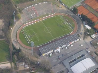 Sân vận động Stadion am Böllenfalltor – sân nhà của SV Darmstadt 98