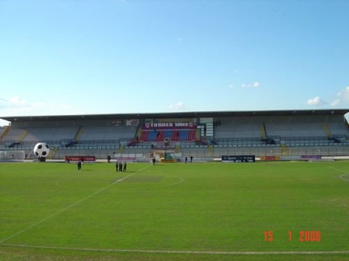 Sân vận động Stadio Vanni Sanna – sân nhà của SEF Torres