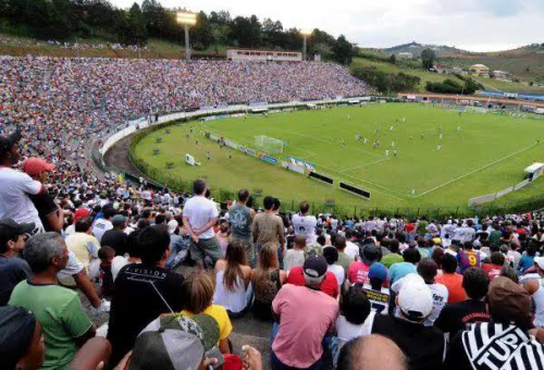Sân vận động Mário Helênio – sân nhà của Tupi FC