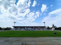Sân vận động Naftovyk Stadium – sân nhà của Naftovyk-Ukrnafta