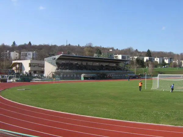 Sân vận động Štadión AFC Považan – sân nhà của AFC Nové Mesto