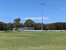 Sân vận động Carmichael Park – sân nhà của Wynnum Wolves