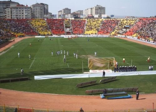 Sân vận động Atatürk Kayseri – sân nhà của Kayseri Erciyesspor