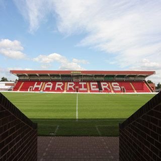 Sân vận động Aggborough – sân nhà của Worcester City
